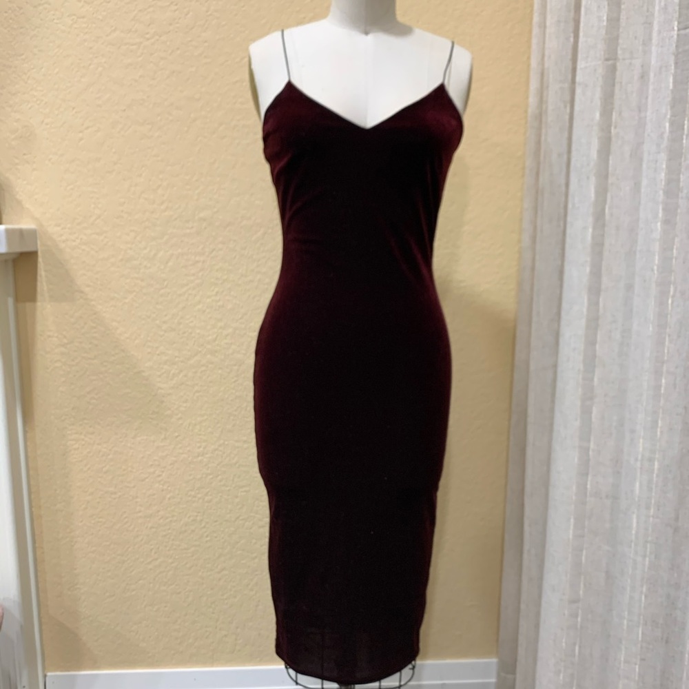 MARILYN Wine Red Velvet Wiggle Dress Sz S